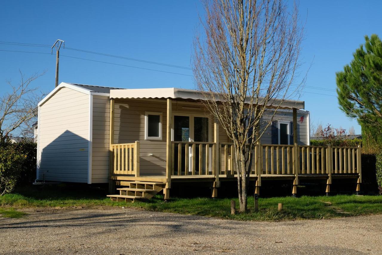 Camping Les Lacs D'Armagnac Bretagne-d'Armagnac Exterior foto